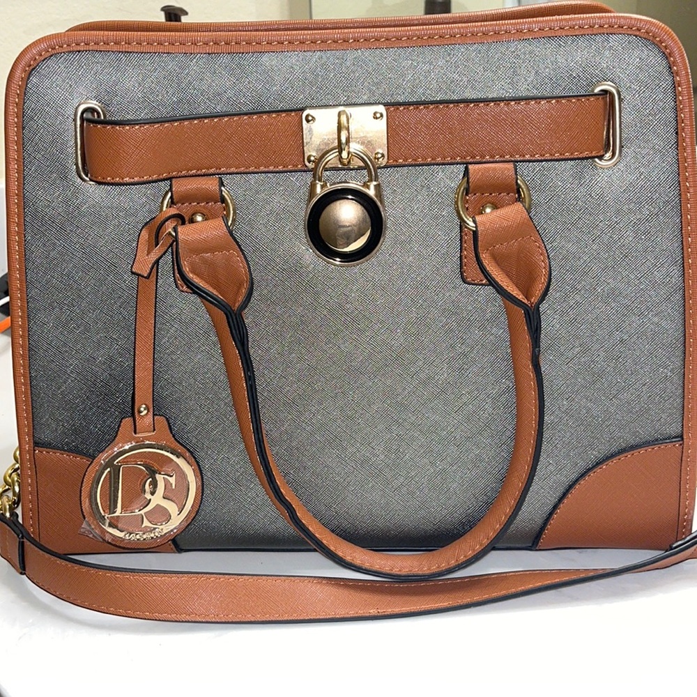 Dasein purse